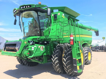 Main image John Deere S770