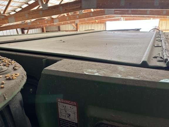 Image of John Deere S770 equipment image 4