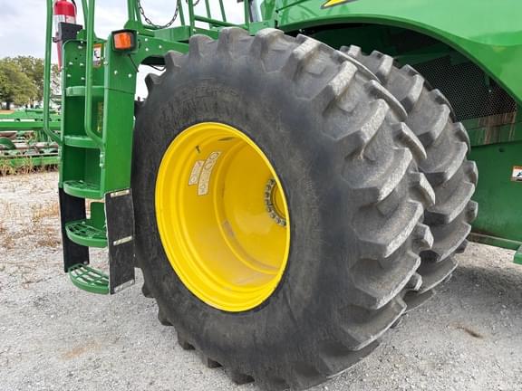 Image of John Deere S770 equipment image 1