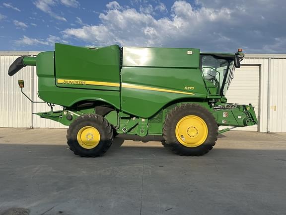 Image of John Deere S770 equipment image 1