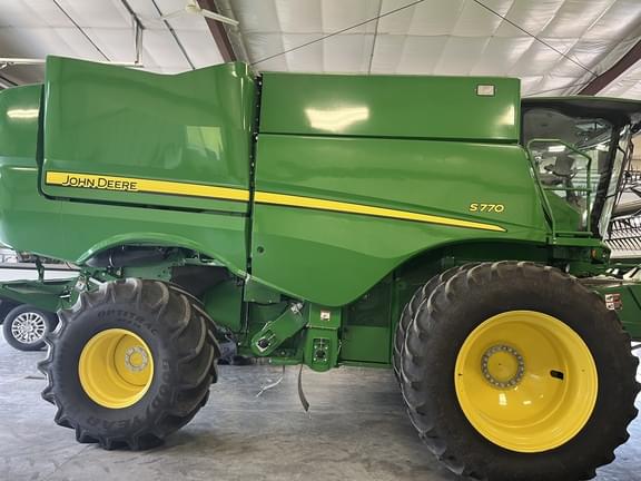 Image of John Deere S770 equipment image 3