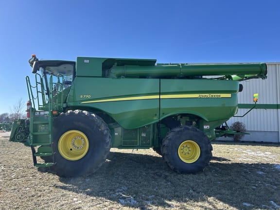 Main image John Deere S770
