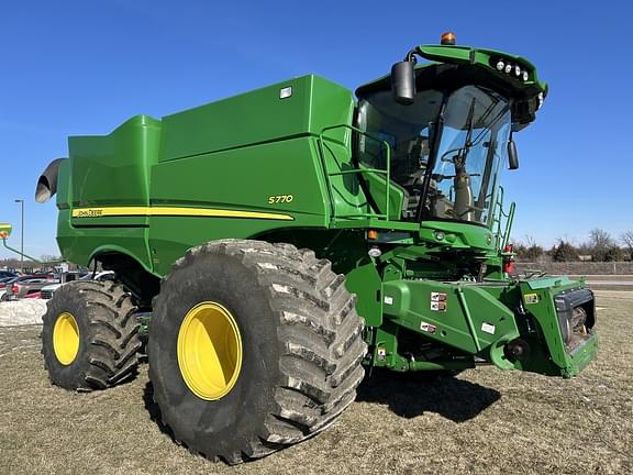 Image of John Deere S770 equipment image 3