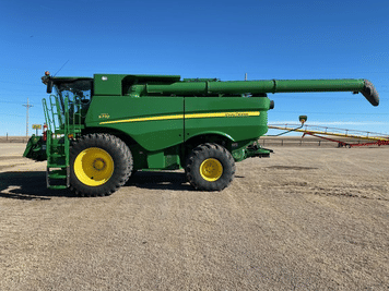 Main image John Deere S770