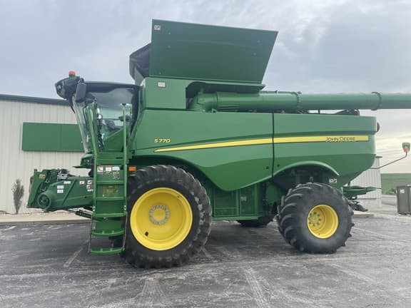 Image of John Deere S770 equipment image 3