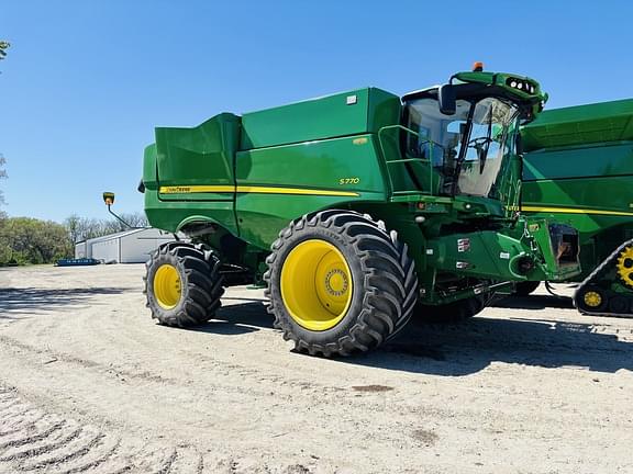 Image of John Deere S770 Primary image
