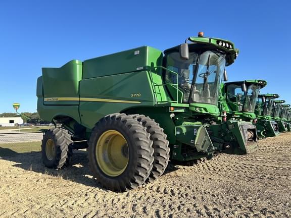 Image of John Deere S770 Image 1