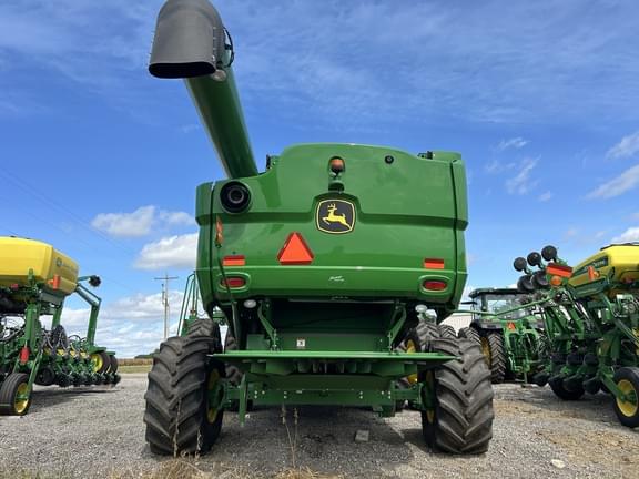 Image of John Deere S770 equipment image 4