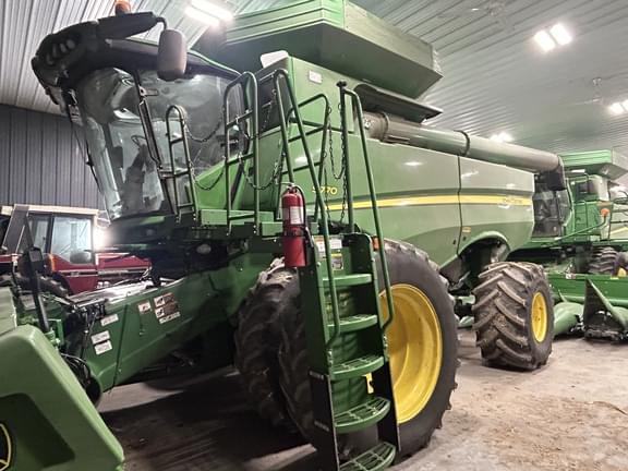 Image of John Deere S770 Primary image