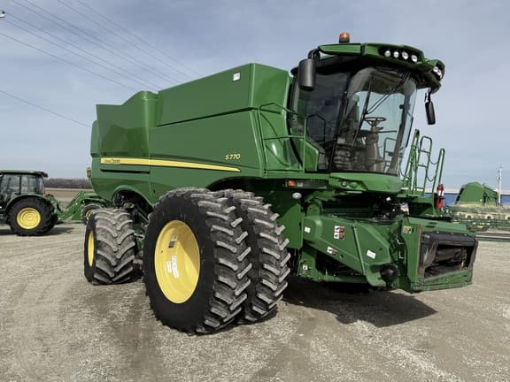 Image of John Deere S770 equipment image 3