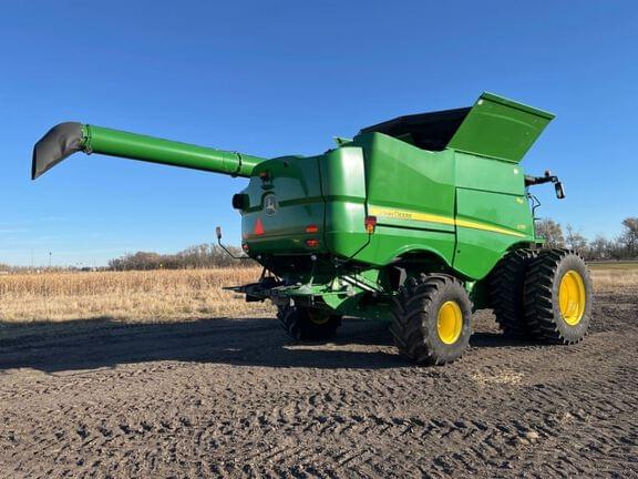 Image of John Deere S770 equipment image 4