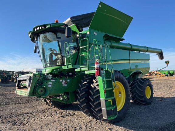 Image of John Deere S770 Primary image