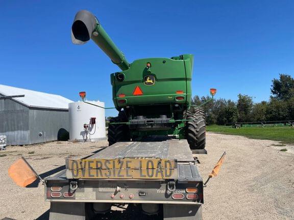 Image of John Deere S770 equipment image 2