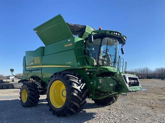 Image of John Deere S770 equipment image 2