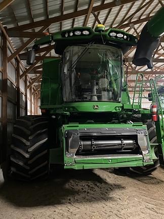 Image of John Deere S770 equipment image 1