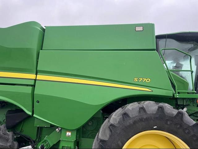 Image of John Deere S770 equipment image 3