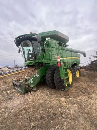 2020 John Deere S770 Equipment Image0