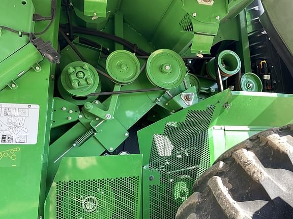 Image of John Deere S770 equipment image 3