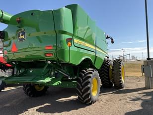 Main image John Deere S770 12