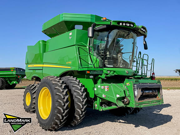 Image of John Deere S770 equipment image 2