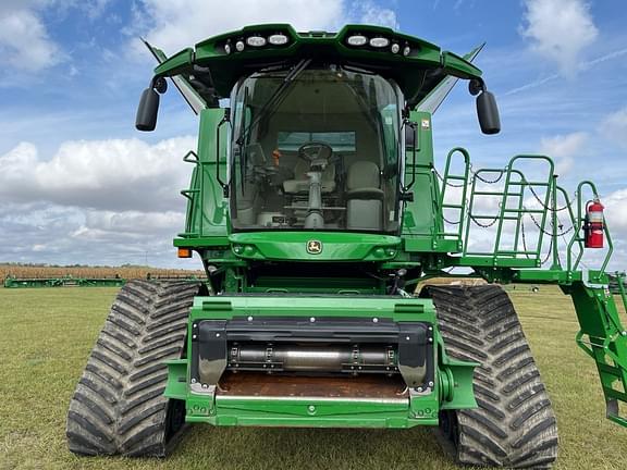 Image of John Deere S770 equipment image 4