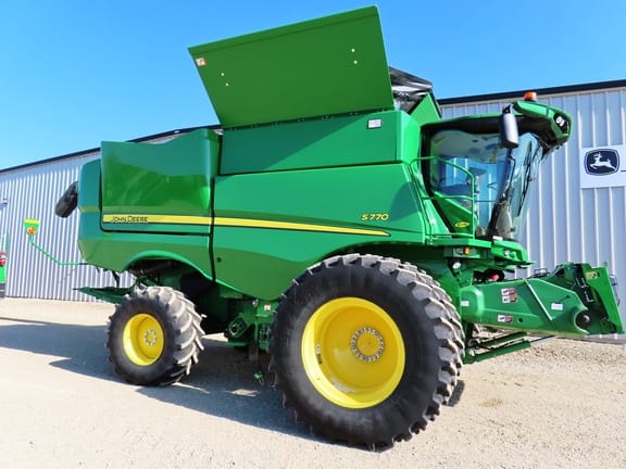 2020 John Deere S770 Equipment Image0