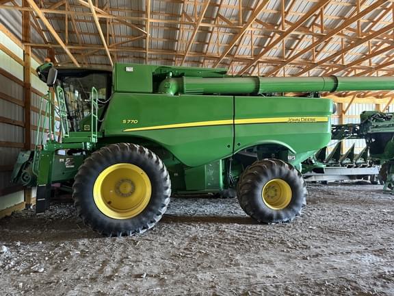 Image of John Deere S770 Primary image
