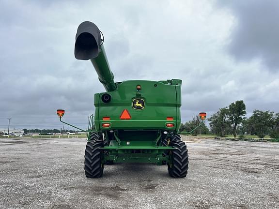 Image of John Deere S770 equipment image 3