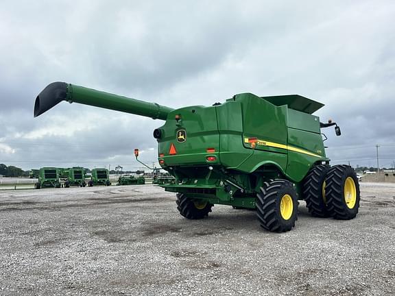 Image of John Deere S770 equipment image 4