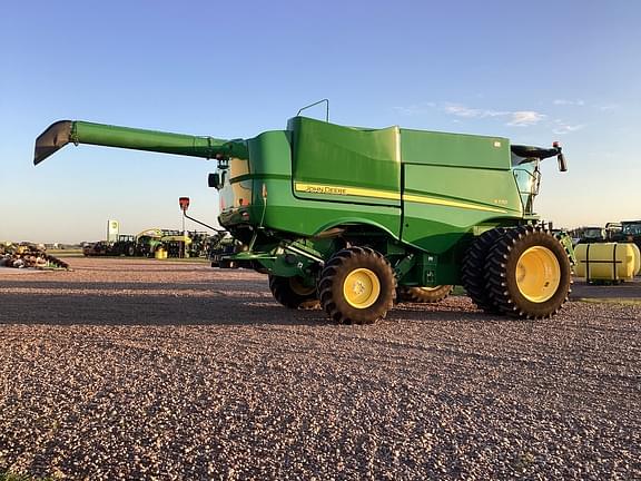 Image of John Deere S770 equipment image 4