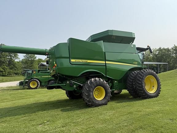 Image of John Deere S770 equipment image 3