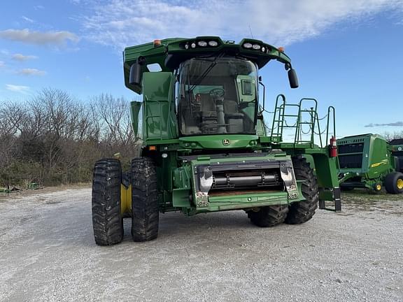 Image of John Deere S770 equipment image 4