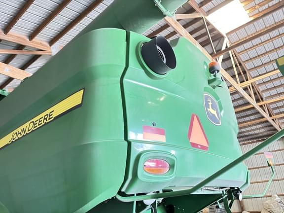 Image of John Deere S770 equipment image 1