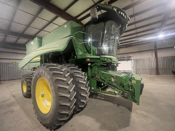 Image of John Deere S770 equipment image 2