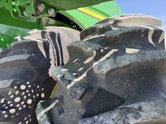 Image of John Deere S770 equipment image 1