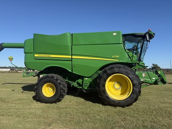 Image of John Deere S770 equipment image 2