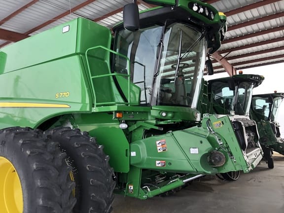 Main image John Deere S770