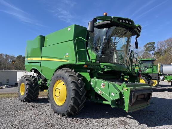 Main image John Deere S770