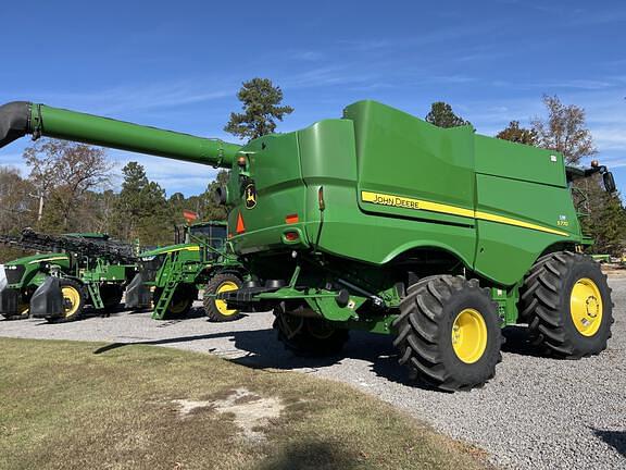 Image of John Deere S770 equipment image 1