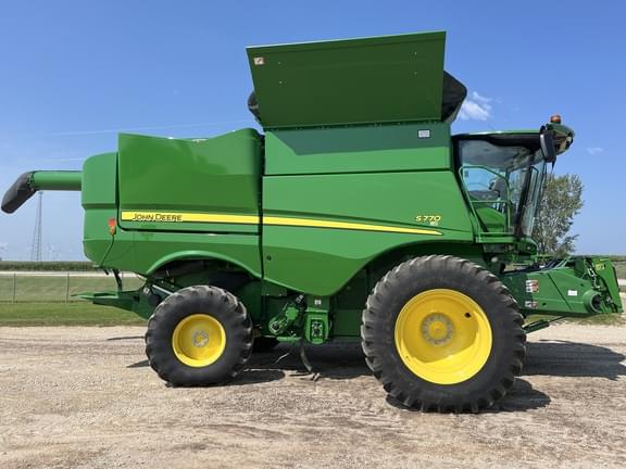Image of John Deere S770 Primary image