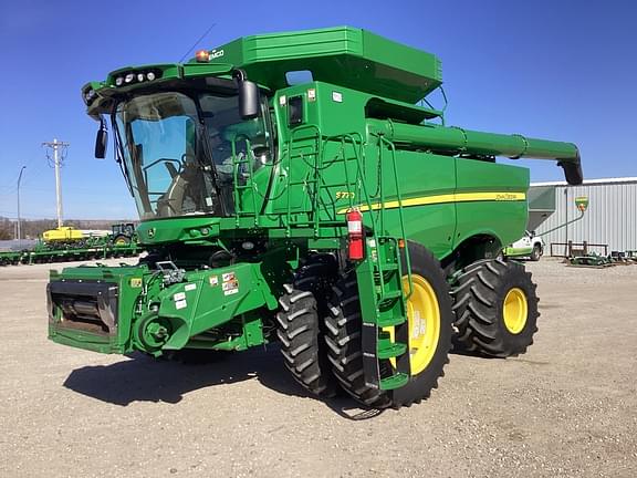 Image of John Deere S770 equipment image 2