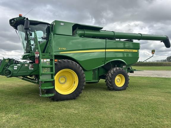 Image of John Deere S770 equipment image 3