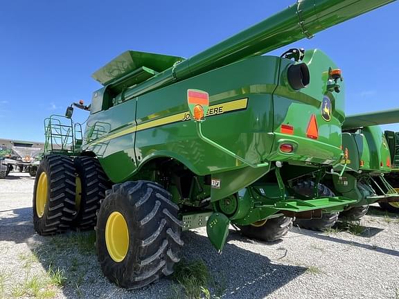 Image of John Deere S770 equipment image 3