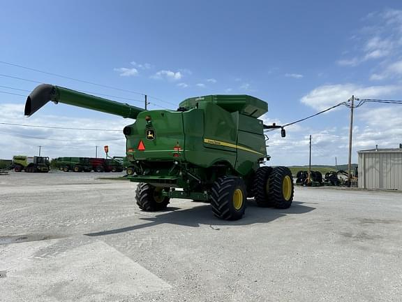 Image of John Deere S770 equipment image 3