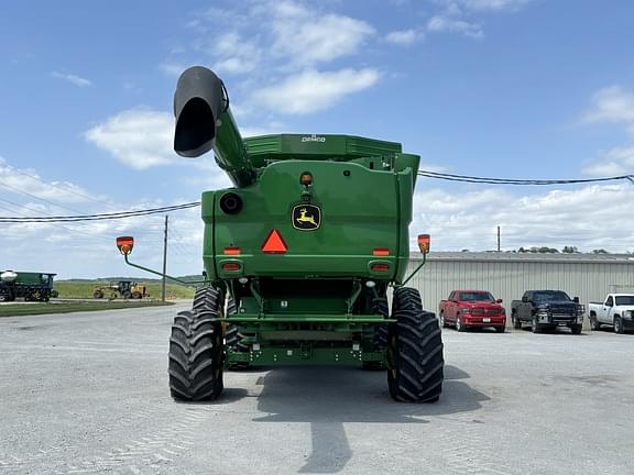 Image of John Deere S770 equipment image 2