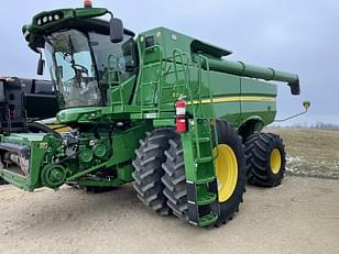 Main image John Deere S780 0