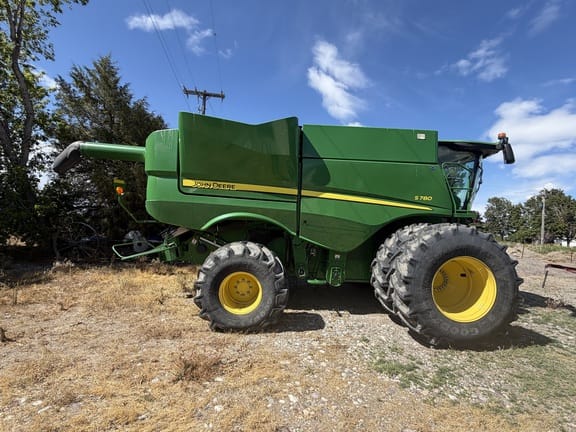 2020 John Deere S780 Equipment Image0