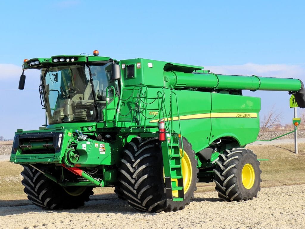 2020 John Deere S780 Equipment Image0