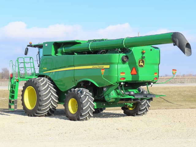 Image of John Deere S780 equipment image 2
