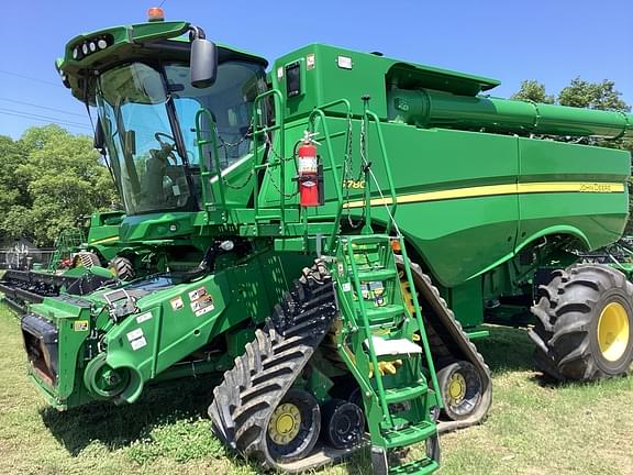 Image of John Deere S780 equipment image 1